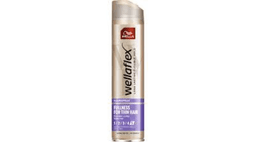 wellaflex-hairspray-fullness-ust-9135